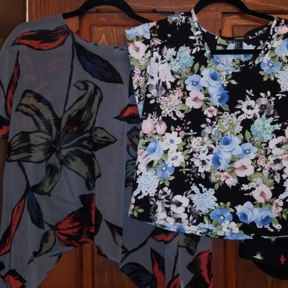 3 tops